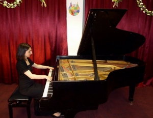 klavierkonzert28-05-2011_susanna_amirkhanyan_3_20130503_1400282889.jpg